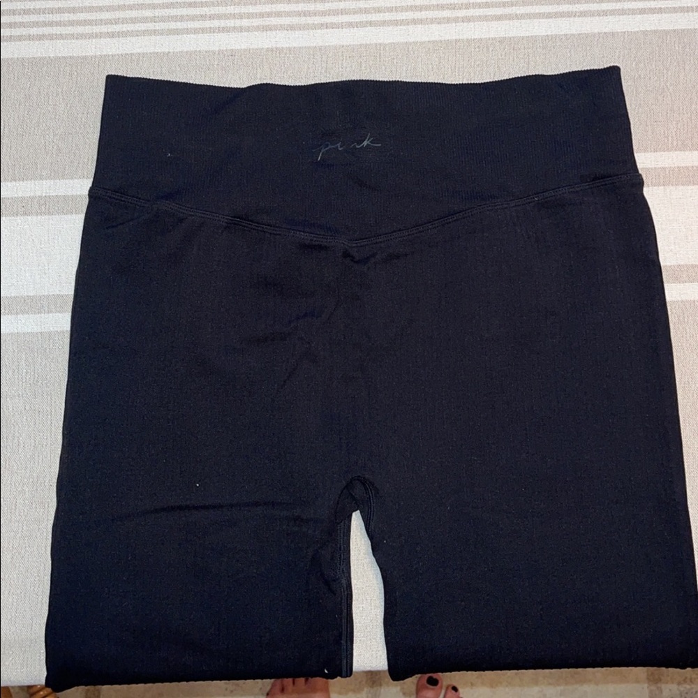 Victorias Secret Pink black 7/8 Leggings